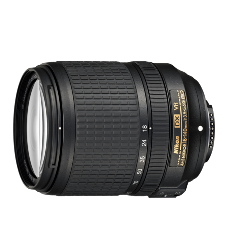 Nikon AF-S DX NIKKOR 18-140mm f / 3.5-5.6G ED VR Zoom Lens