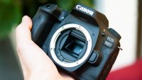دوربین دیجیتال کانن EOS 90D بالنز USM 18-135 - Image 4