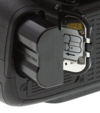 دوربین دیجیتال عکاسی نیکون Nikon D610 body - دست دوم - Image 2
