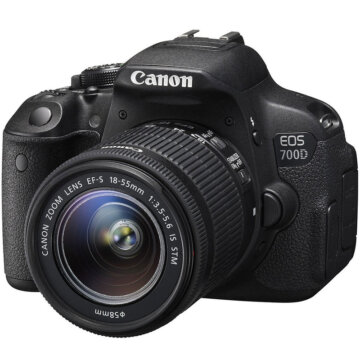 دوربین دیجیتال کانن مدل EOS 700D 18-55mm - دست دوم