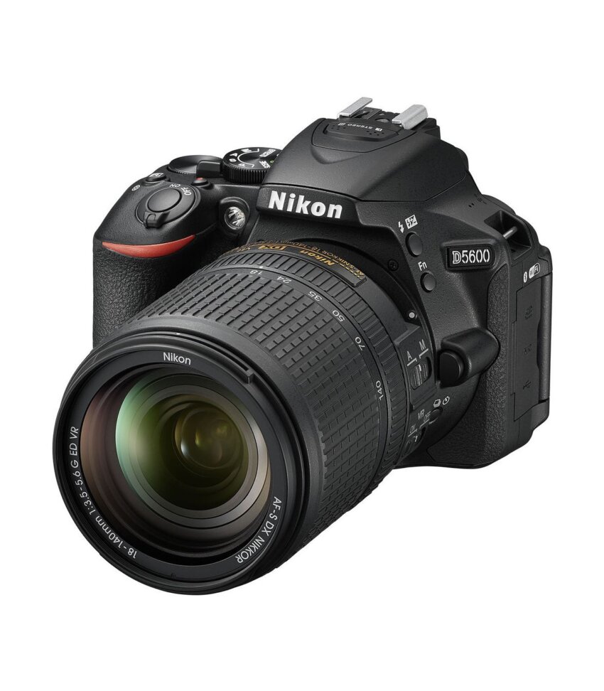 دوربین دیجیتال عکاسی نیکون Nikon D5600 18-140 - دست دوم