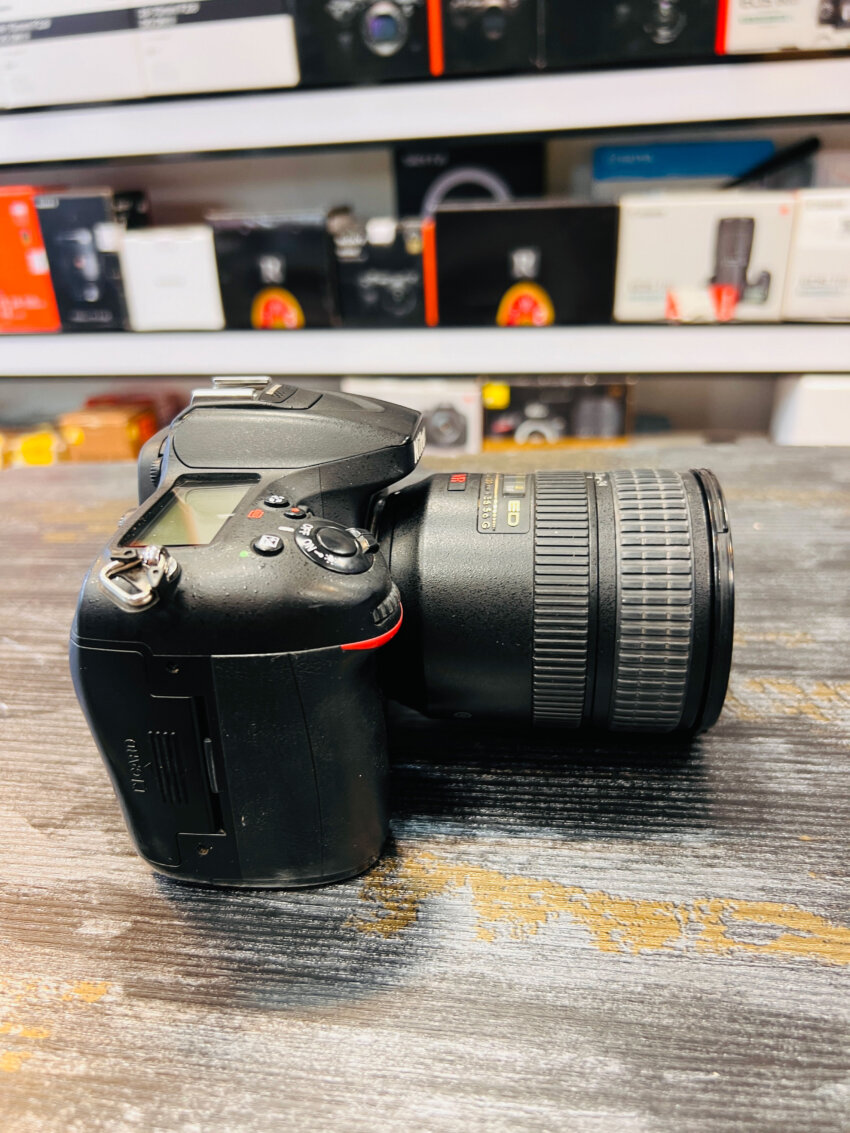 دوربین نیکون D7100 با لنز AF-S NIKKOR 24-120mm 1:3.5-5.6 G ED VR - دست دوم - Image 3
